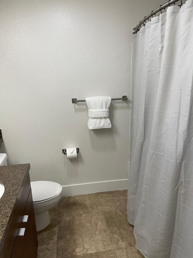 Villa Marina - Modern & Immaculate, Spacious, Gated Condo With Fireplace Pool, Gym, 2 Master Bedrooms Los Ángeles Exterior foto